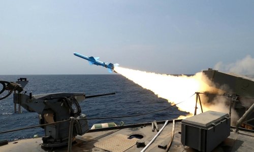 Iran ponovno napao Emirate, pogođen i kineski tanker s naftom; Rastu cijene