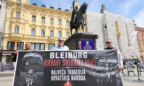 Desničari protiv proslave Dana oslobođenja Zagreba s transparentom koji je imao tipfeler