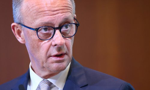 Merz ljut na EU lidera jer je otišao na slavlje kod Putina: Čut će nas!