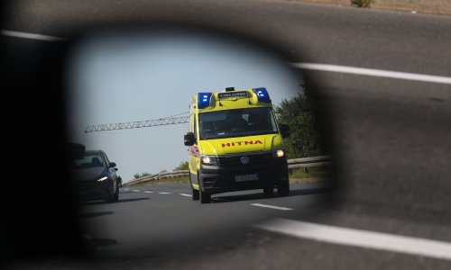 Teška prometna nesreća kod Sinja, ozlijeđeno više osoba