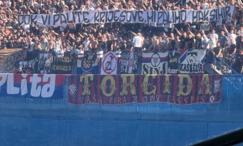 Pogledajte što je Torcida poručila nakon paljenja glavnog transparenta Bad Blue Boysa