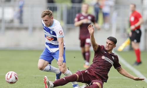 Prevljak zabio za vodstvo, navijači vrijeđaju igrače Osijeka. Pogledajte gol