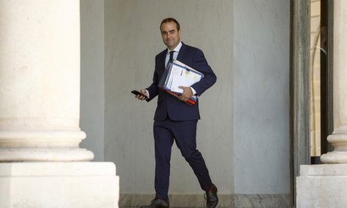 Francuski premijer o putnicima evakuiranih s kruzera s hantavirusom: Jedan ima simptome