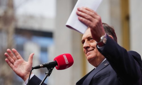 Schmidt potvrdio ostavku, Dodik likuje: Kako došao, tako i odlazi-bez legitimiteta