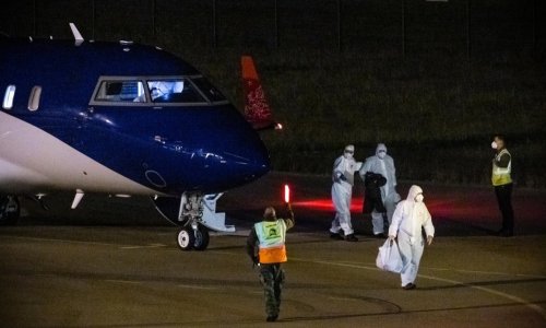 Putnici s hantavirus kruzera sletjeli u Nizozemsku: 12 bolničara u karanteni