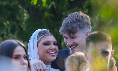 Stigao sin Niko: Tin Jedvaj i Dina Dragija dobili prvo dijete