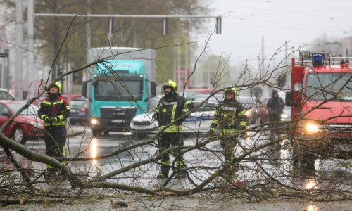 Nevrijeme pogodilo Zagreb: Evo koje linije ne voze