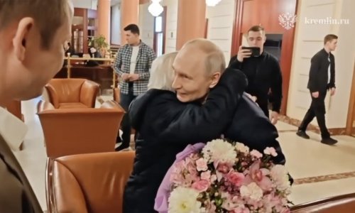 Putin na večeru pozvao svoju učiteljicu: Njeno pitanje je raspirilo teorije