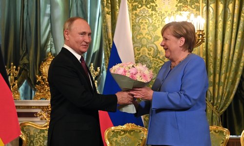 Putin otvorio vrata novim pregovorima, a sad se spominje neočekivano ime: Angela Merkel
