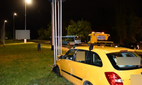 Pijan se Škodom zabio u sat na Jadranskom mostu