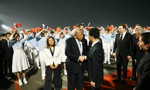VIDEO Pogledajte spektakularan doček Trumpa u Pekingu