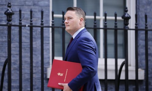 Obračun u Britaniji: Ministar zdravstva podnio ostavku, optužio Starmera