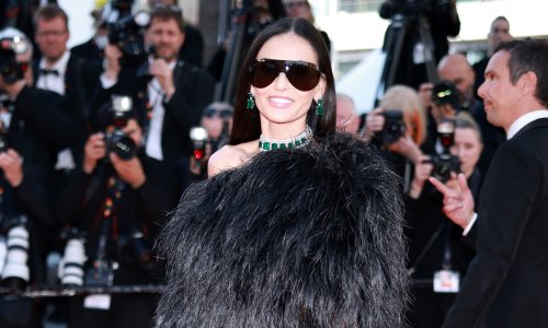 Neočekivani modni zaokret Demi Moore: Ovim glamuroznim izdanjem sve je iznenadila