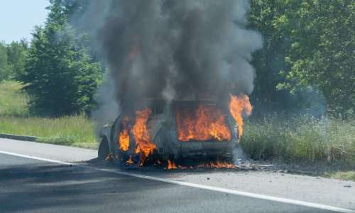 Ruši se veliki mit o električnim autima: Novi podaci pokazuju da planu rjeđe od benzinaca