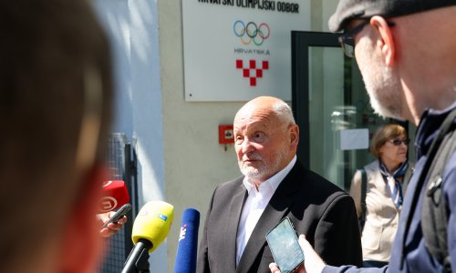 Nakon Matešine ostavke izvanredna konferencija za medije u HOO-u