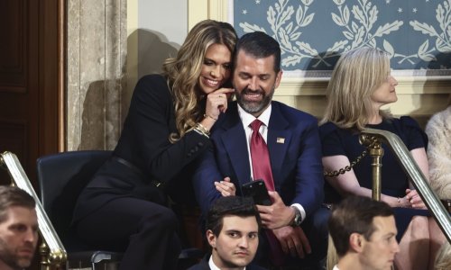 Svi se pitaju zašto je sin Donalda Trumpa odabrao intimno vjenčanje daleko od Mar-a-Laga