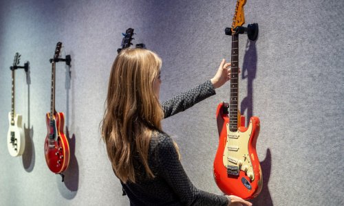 Glazbena industrija na nogama: Fender krenuo u obračun s malim proizvođačima gitara