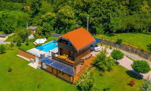 Kuće za odmor, domaći okusi i vinske priče: Doživljaj više u srcu zelenog wellnessa