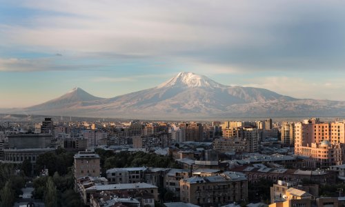 Ova zemlja pretvara se u glavno sjecište Istoka i Zapada: Putin sve budno prati