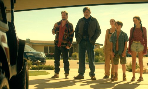 'Svi su mislili da smo ludi': Ekipa Netflixove hit serije dobila prava na klasik koji se rijetko viđa na TV-u