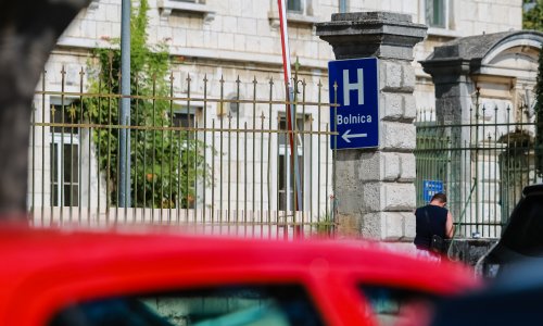 Novi detalji teške nesreće kod Obrovca: Ozlijeđeno petero djece i vozač