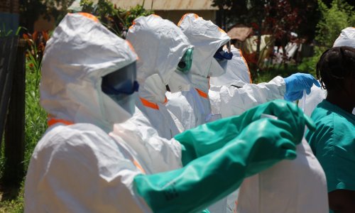 Sumnja na ebolu u hrvatskom susjedstvu: Žena hitno izolirana nakon povratka iz Ugande