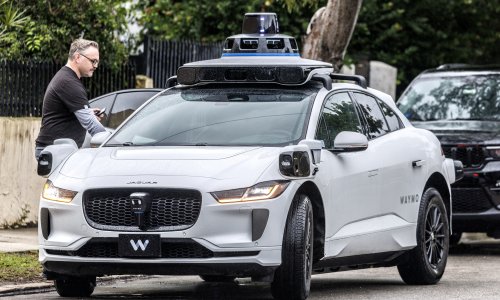 Američki robotaksiji povučeni s autocesta: Pojavio se veliki problem