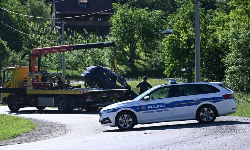 Teška prometna nesreća kod Jastrebarskog, jedna osoba poginula