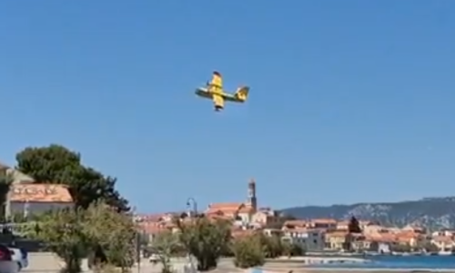 Izbio požar ispod deponija na Murteru