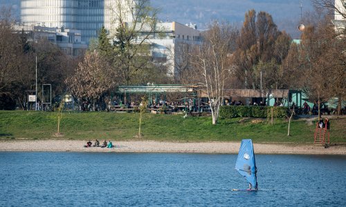 Dječak se gušio trešnjom na Jarunu, spasio ga vojni tim