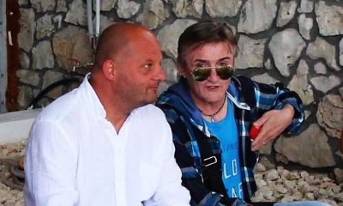 'Volim ti glavu': Neobična autobiografija Tonija Volarića, kroničara jednog turbulentnog života