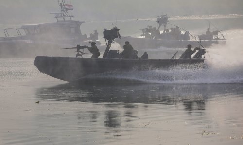 FOTO Pogledajte spektakl na Jarunu: Vojska pokazala što sve može na kopnu, vodi i u zraku