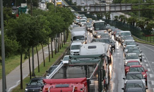Iz HAK-a imaju važan savjet: 'Neke ceste još uvijek neprohodne'