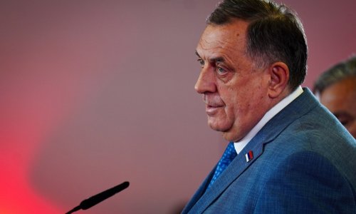 EU poziva na dogovor oko OHR-a: Bećirović uz Francuze, a Dodik uz Amerikance