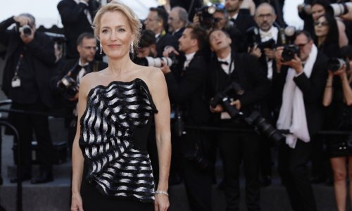 Gillian Anderson otvoreno o starenju: 'Izgubila sam toliko vremena osuđujući samu sebe'
