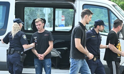 Ovo su otmičari koji su strpali tipa u auto zbog duga od 1000 eura
