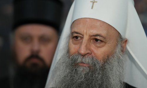 Porfirije pozivao na prevladavanje mržnje, sad vrijeđa: 'Poj