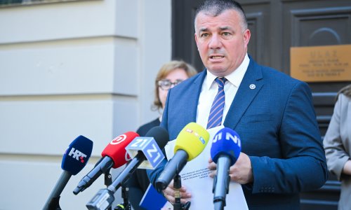 HOK se sastao sa Ćorićem: Tražimo da se ne diraju davanja za