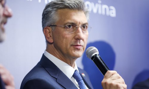 Plenković moli mlade iz dijaspore: Vratite se, sve nas je ma
