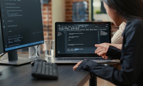Što kad vam je dosta korištenja AI-a u poslu? Ova programerka je na zanimljiv način dobila izuzeće
