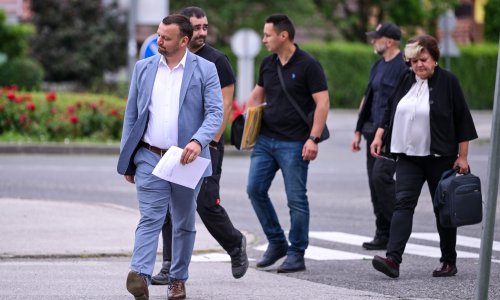 Oglasio se Šimunić nakon upada USKOK-a: 'Došli su u 6 ujutro. Ovo su opasna vremena'