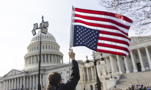 Americi se bliže izbori: Kampanje će potrošiti rekordni iznos na oglašavanje
