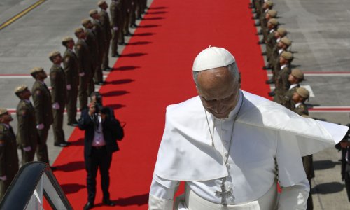 Papa vidi nadu na Bliskom istoku, ali upozorava na Ukrajinu: 'Otvorite put dijaloga'