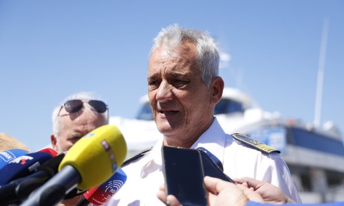 Kuštera: Slijedi izvlačenje tijela i priprema vađenja jedrilice, to je vrlo zahtjevna akcija