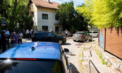 Stanovnici jedne ulice u Zagrebu prosvjedovali zbog prometnog kaosa