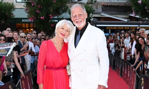 Nisu skidali osmijeh s lica: Helen Mirren i suprug zablistali u rijetkom zajedničkom izlasku