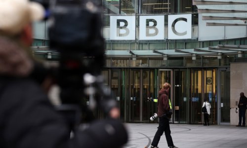 BBC krenuo s rezovima: Ukidaju 550 radnih mjesta