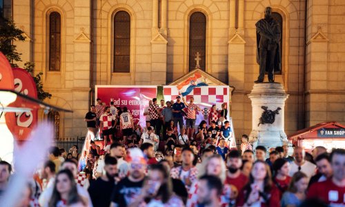Nakon spektakla na otvaranju, Cvjetni trg ponovno postaje središte nogometnog ljeta