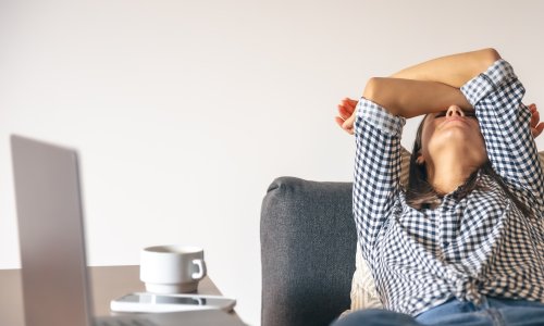 Baterije su vam prazne, a san ne pomaže? Ovako ćete prepoznati mentalnu iscrpljenost i napokon vratiti energiju