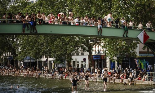 Temperature se penju do 44°C, izdano crveno upozorenje, sve više slučajeva utapanja